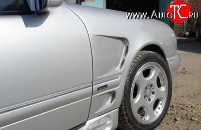 12 899 р. Передние крылья LORINZER Style Mercedes-Benz E-Class W210 универсал рестайлинг (1999-2003)  с доставкой в г. Белгород