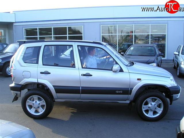 719 р. Спойлер Трофи Chevrolet Niva 2123 дорестайлинг (2002-2008) (Неокрашенный)  с доставкой в г. Белгород