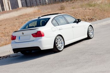 3 399 р. Лип спойлер  3 серия E90 (04-11) АВТОКРАТ BMW 3 серия E90 седан дорестайлинг (2004-2008) (Неокрашенный)  с доставкой в г. Белгород. Увеличить фотографию 2