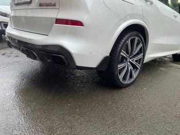 Диффузор заднего бампера М-Perfomance с элеронами BMW X5  G05 (2018-2022) (цвет: черный глянец)
