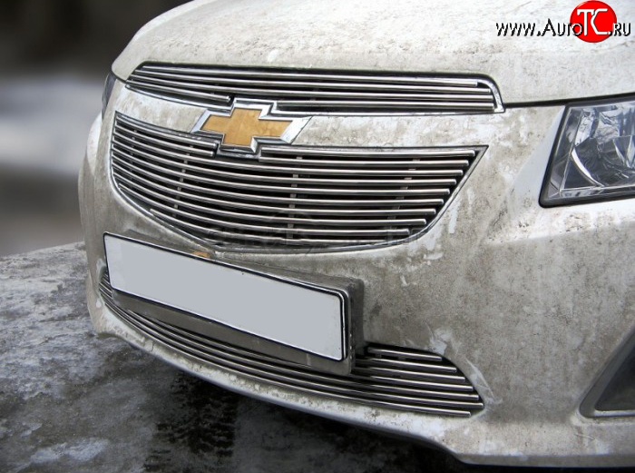 4 399 р. Декоративная вставка воздухозаборника Berkut Chevrolet Cruze J300 седан рестайлинг (2012-2015)  с доставкой в г. Белгород
