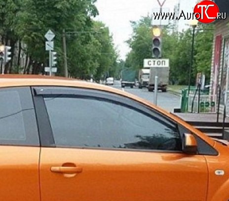 999 р. Комплект дефлекторов окон (ветровиков) 4 шт. Russtal Ford Focus 2 хэтчбэк 3 дв. дорестайлинг (2004-2007)  с доставкой в г. Белгород