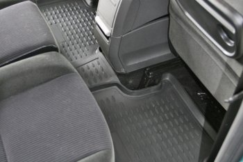 1 999 р. Коврики в салон (полиуретан) Element Ford Focus 2 хэтчбэк 5 дв. дорестайлинг (2004-2008)  с доставкой в г. Белгород. Увеличить фотографию 3