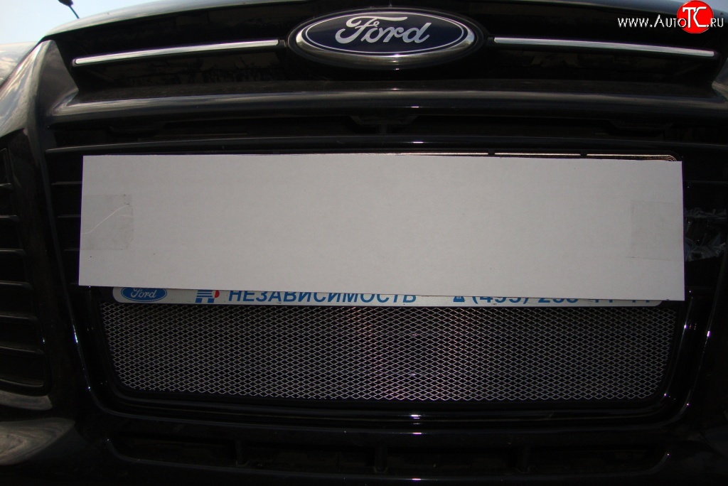 1 279 р. Сетка на бампер Russtal (хром) Ford Focus 3 универсал дорестайлинг (2010-2015)  с доставкой в г. Белгород
