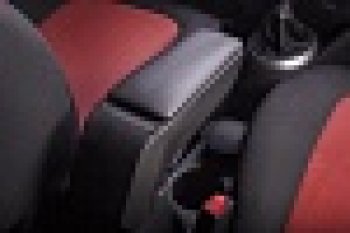 7 599 р. Подлокотник Armster S (+USBAUX) Ford Focus 3 универсал рестайлинг (2014-2019)  с доставкой в г. Белгород. Увеличить фотографию 2
