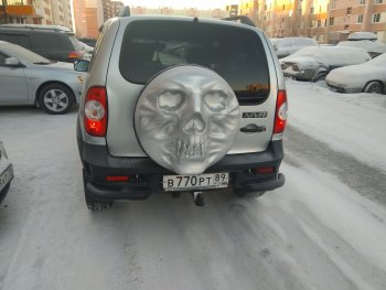 3 299 р. Чехол запасного колеса Трофей Снайпера Chevrolet Niva 2123 рестайлинг (2009-2020) (Неокрашенный)  с доставкой в г. Белгород. Увеличить фотографию 14