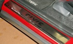 Комплект накладок на порожки автомобиля Novline Honda Civic  FK,FN (2005-2011) хэтчбэк 5 дв. дорестайлинг, хэтчбэк 5 дв. рестайлинг