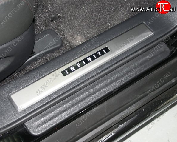7 349 р. Накладки на порожки автомобиля СТ INFINITI FX45 S50 рестайлинг (2005-2009)  с доставкой в г. Белгород