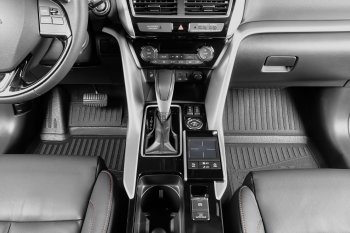 9 949 р. Комплект 3D ковриков салона TRIUMF  Land Rover Discovery Sport  L550 (2014-2019) дорестайлинг (Черные)  с доставкой в г. Белгород. Увеличить фотографию 2