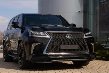65 999 р. Решетка радиатора HEMMES Lexus LX570 J200 дорестайлинг (2007-2012) (цвет: черный матовый)  с доставкой в г. Белгород. Увеличить фотографию 3