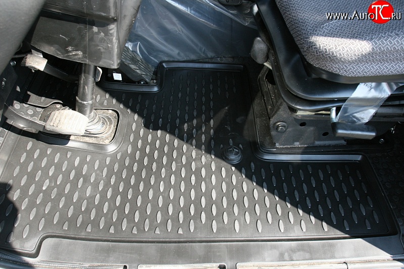 3 699 р. Коврики в салон Element 3 шт. (полиуретан)  МАЗ 6430 (1998-2025)  с доставкой в г. Белгород