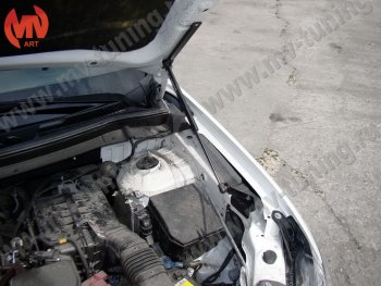 4 099 р. Упор капота MV-Tuning (двойной) Mitsubishi Outlander GF 2-ой рестайлинг (2015-2018)  с доставкой в г. Белгород. Увеличить фотографию 2