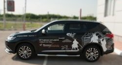 14 449 р. Защита порогов с пластиковыми вставками для ног из круглой трубы диаметром 76 мм Russtal Mitsubishi Outlander GF 2-ой рестайлинг (2015-2018) (Защита порогов с со скосами на торцах (вариант 1))  с доставкой в г. Белгород. Увеличить фотографию 4