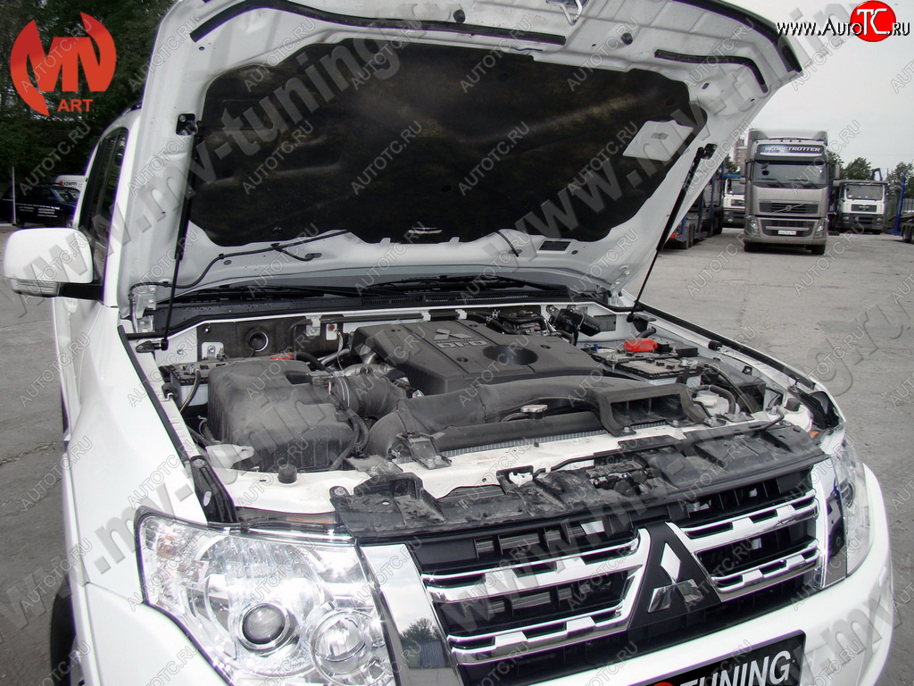 4 099 р. Упор капота MV-Tuning (двойной) Mitsubishi Pajero 4 V80 дорестайлинг (2006-2011)  с доставкой в г. Белгород