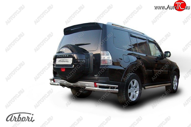 18 269 р. Защита заднего бампера Arbori (уголки, нержавейка, 2 труба d76 и 42 mm). Mitsubishi Pajero 4 V90 2-ой рестайлинг (2014-2020)  с доставкой в г. Белгород