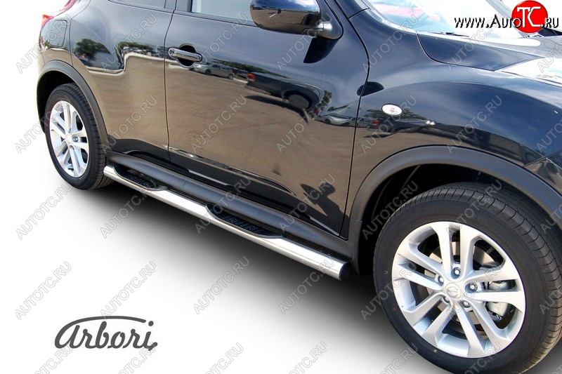 14 579 р. Защита штатных порогов 2WD Arbori (с проступью, нержавейка, d76 mm). Nissan Juke 1 YF15 рестайлинг (2014-2020)  с доставкой в г. Белгород