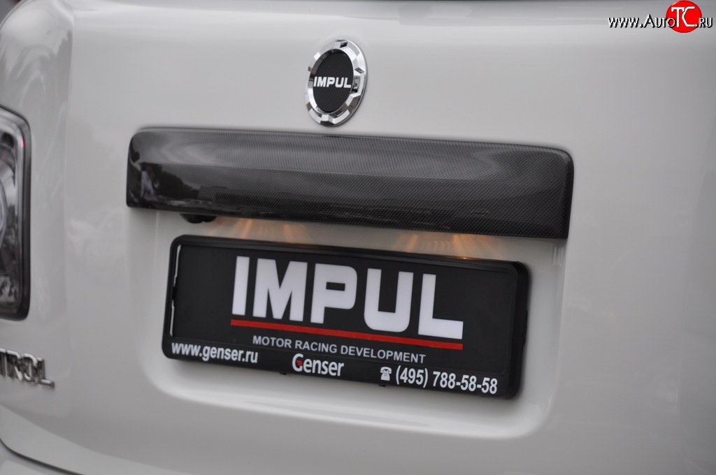 20 499 р. Накладка на заднюю дверь автомобиля Impul Nissan Patrol 6 Y62 дорестайлинг (2010-2014)  с доставкой в г. Белгород