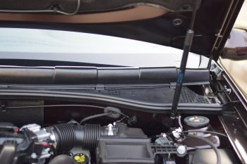 2 499 р. Накладка в проем стеклоочистителей переднего стекла (жабо) Petroil Tuning Nissan Terrano D10 дорестайлинг (2013-2016)  с доставкой в г. Белгород. Увеличить фотографию 5