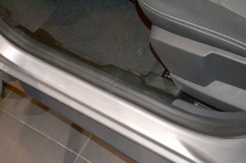 2 499 р. Накладки на ковролин пола Petroil Tuning Nissan Terrano D10 дорестайлинг (2013-2016)  с доставкой в г. Белгород. Увеличить фотографию 2