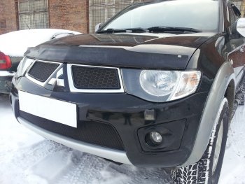 3 169 р. Защитная сетка в бампер (низ, ячейка 3х7 мм) Alfeco Стандарт Mitsubishi Pajero Sport PB дорестайлинг (2008-2013) (Чёрная)  с доставкой в г. Белгород. Увеличить фотографию 2
