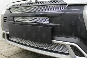 9 849 р. Защитная сетка в бампер (3 части, ячейка 4х10 мм) Alfeco Премиум Mitsubishi Outlander GF 3-ий рестайлинг (2018-2022) (Хром)  с доставкой в г. Белгород. Увеличить фотографию 4