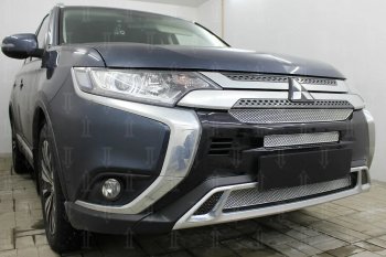 9 849 р. Защитная сетка в бампер (3 части, ячейка 4х10 мм) Alfeco Премиум Mitsubishi Outlander GF 3-ий рестайлинг (2018-2022) (Хром)  с доставкой в г. Белгород. Увеличить фотографию 2