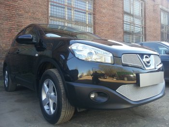 4 799 р. Защитная сетка в бампер (низ, ячейка 4х10 мм) Стрелка11 Премиум Nissan Qashqai 1 J10 рестайлинг (2010-2013) (Хром)  с доставкой в г. Белгород. Увеличить фотографию 2