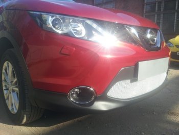 4 499 р. Защитная сетка в бампер (низ, ячейка 4х10 мм) Стрелка11 Премиум Nissan Qashqai 2 J11 дорестайлинг (2013-2019) (Хром)  с доставкой в г. Белгород. Увеличить фотографию 3