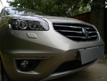4 299 р. Защитная сетка в бампер (низ, ячейка 4х10 мм) Стрелка11 Премиум Renault Koleos 1 Phase 2 (2011-2013) (Чёрная)  с доставкой в г. Белгород. Увеличить фотографию 2