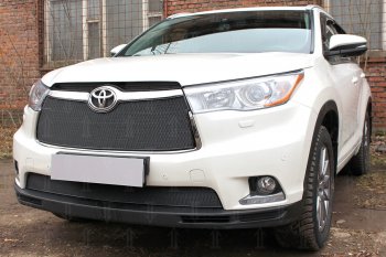 4 099 р. Защитная сетка в бампер (низ, ячейка 4х10 мм) Стрелка11 Премиум Toyota Highlander XU50 дорестайлинг (2013-2017) (Чёрная)  с доставкой в г. Белгород. Увеличить фотографию 2