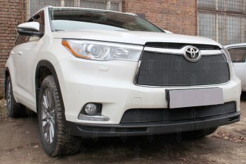 4 099 р. Защитная сетка в бампер (низ, ячейка 4х10 мм) Стрелка11 Премиум Toyota Highlander XU50 дорестайлинг (2013-2017) (Чёрная)  с доставкой в г. Белгород. Увеличить фотографию 3