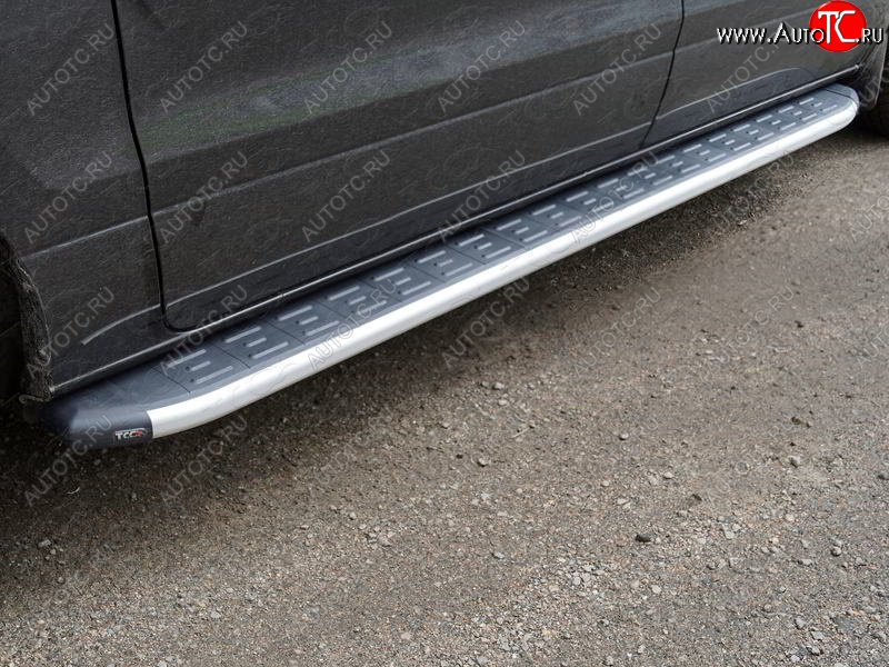 28 999 р. Пороги алюминиевые с пластиковой накладкой ТСС Тюнинг Hyundai Starex/Grand Starex/H1 TQ рестайлинг (2014-2018) (серые)  с доставкой в г. Белгород