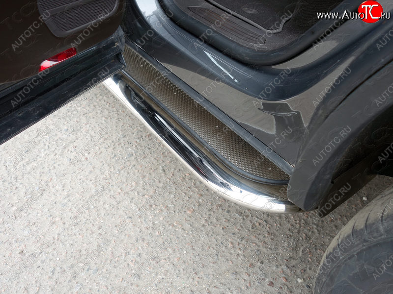 53 999 р. Пороги с площадкой 75х42 мм R-Line ТСС Тюнинг Volkswagen Touareg 2 NF рестайлинг (2014-2018) (нержавейка)  с доставкой в г. Белгород