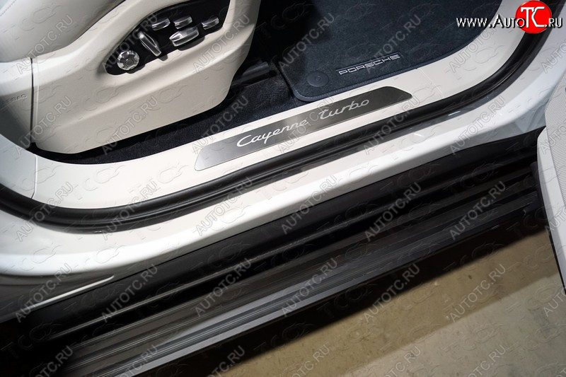 7 349 р. Накладки на пластиковые пороги, ТСС Тюнинг Porsche Cayenne PO536 (2018-2025) (лист шлифованный Cayenne Turbo)  с доставкой в г. Белгород