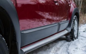 Молдинг двери передний правый Русская Артель Renault Duster  HS (2010-2015) дорестайлинг (шагрень)