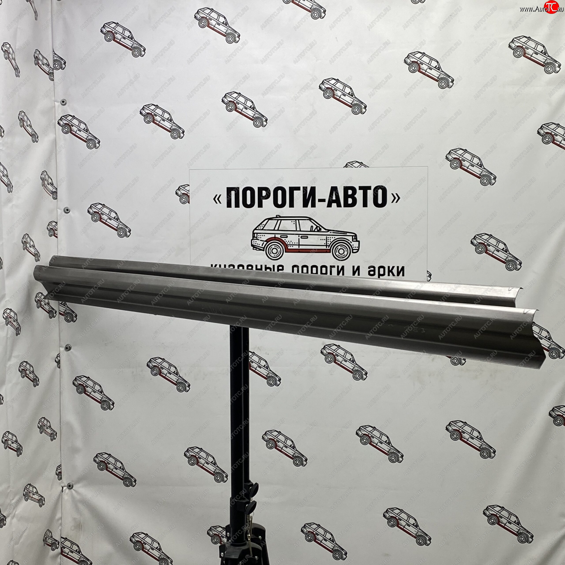 1 989 р. Правый порог (Ремкомплект) Пороги-Авто Toyota Hilux AN120 дорестайлинг (2016-2020) (холоднокатаная сталь 1 мм)  с доставкой в г. Белгород