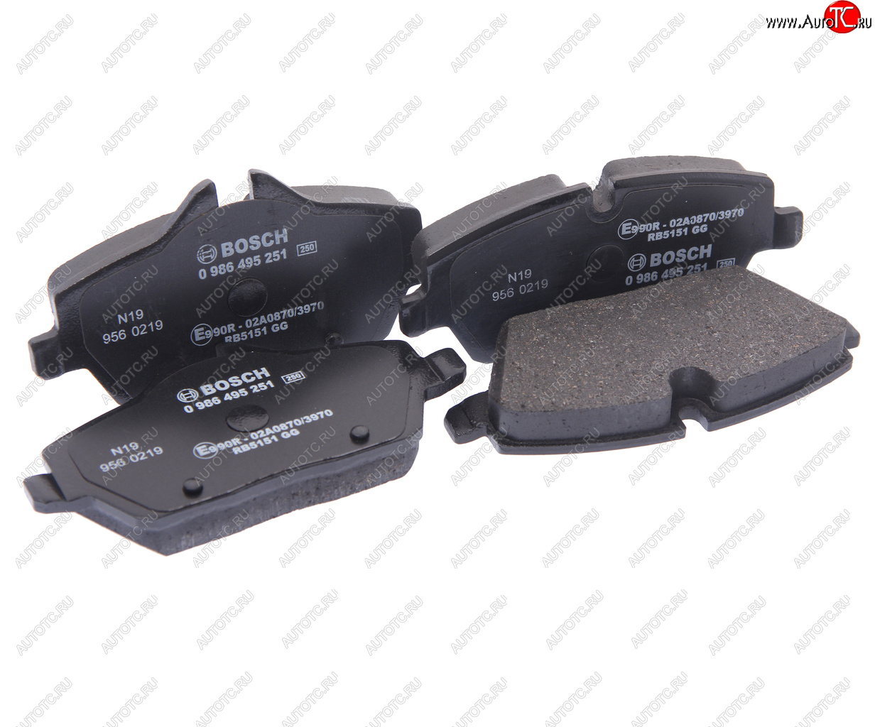 2 889 р. Колодки тормозные передние (4шт.) BOSCH BMW 1 серия E81 хэтчбэк 3 дв. рестайлинг (2007-2012)  с доставкой в г. Белгород