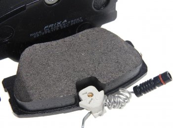 1 239 р. Колодки тормозные передние с датчиком (4шт.) HANKOOK FRIXA Mercedes-Benz E-Class W124 седан дорестайлинг (1984-1993)  с доставкой в г. Белгород. Увеличить фотографию 2