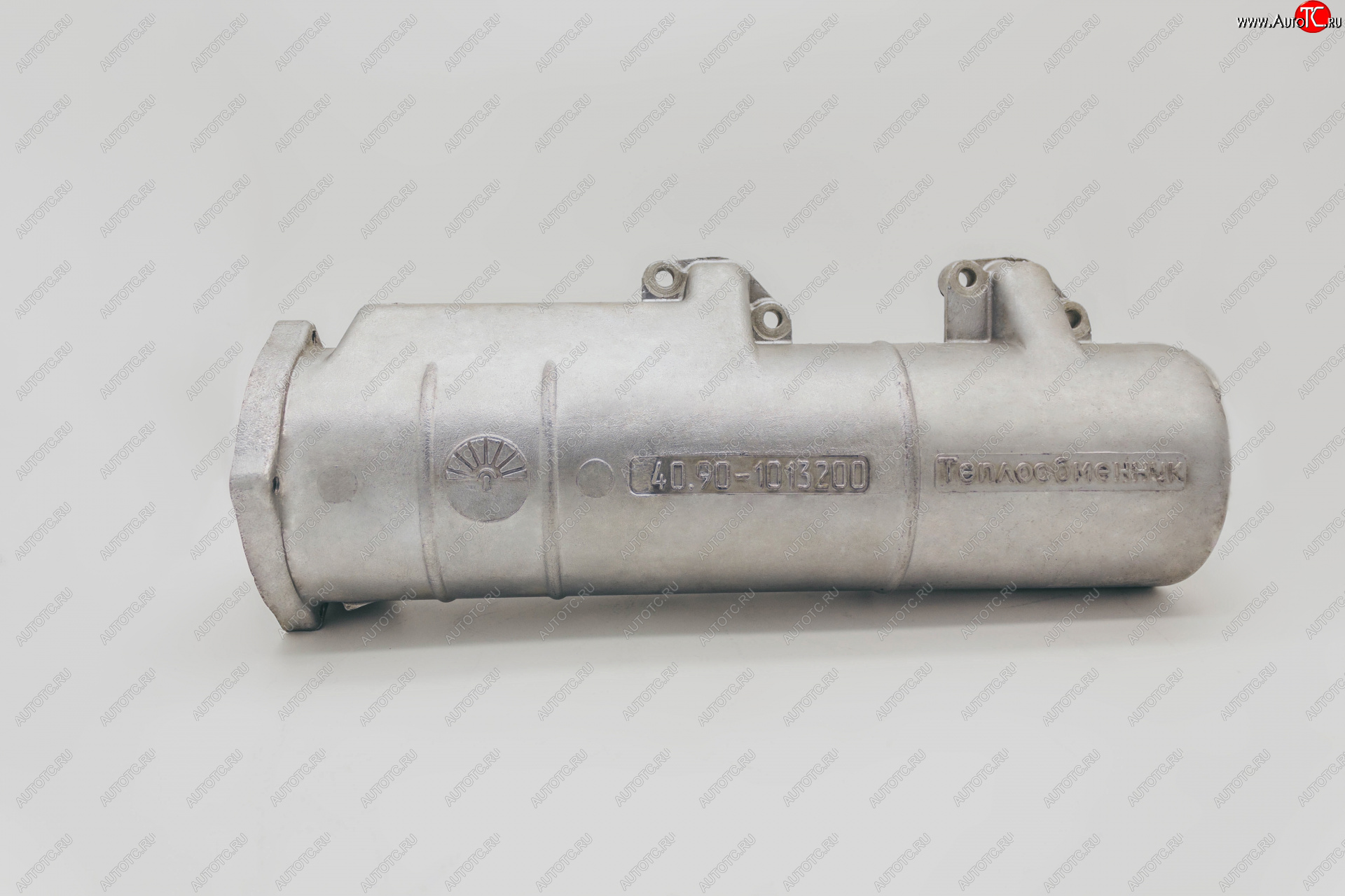10 349 р. ТЕПЛООБМЕННИК Корпус теплообменника 40.90-1013200 и 343-1013200-30ТП для двигателя КамАЗ 40.90-1013215 КамАЗ 4310 (1981-1989)  с доставкой в г. Белгород