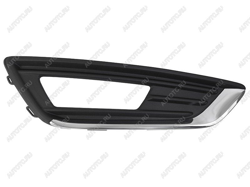 479 р. Правая оправа ПТФ SAT Ford Focus 3 универсал рестайлинг (2014-2019) (молдинг хром)  с доставкой в г. Белгород