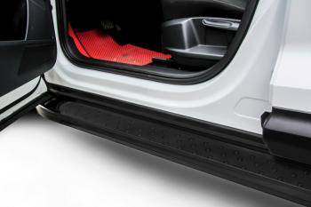 Пороги алюминиевые (TRAILHAWK) Standart SLITKOFF Jeep Cherokee  KL (2014-2017) дорестайлинг (Black)