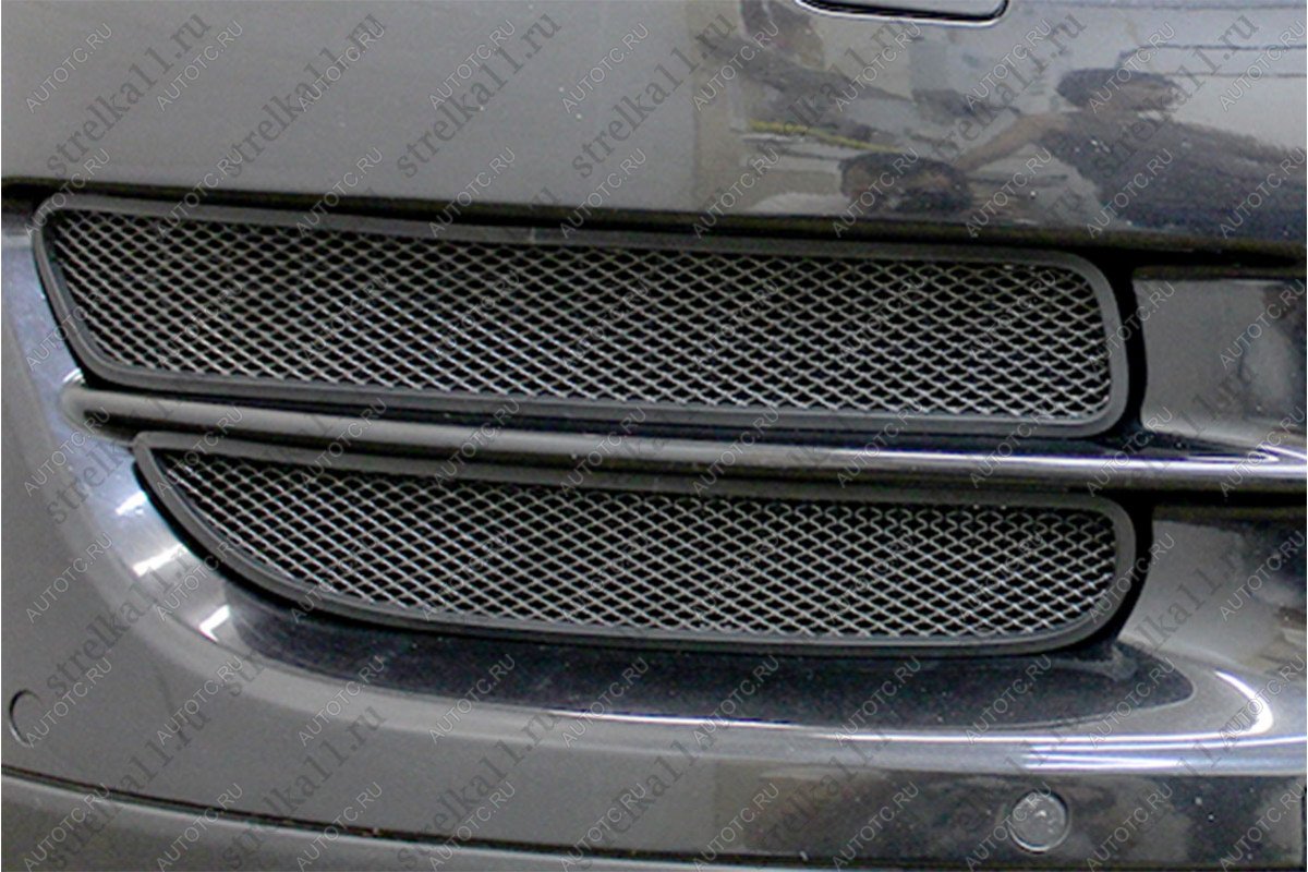 3 689 р. Защита радиатора (боковая 4 части) Стрелка11 Стандарт Volkswagen Touareg 1 GP рестайлинг (2006-2010) (черная)  с доставкой в г. Белгород