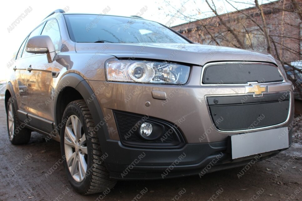 759 р. Зимняя заглушка решетки радиатора (верх) Стрелка11 Chevrolet Captiva 1-ый рестайлинг (2011-2013) (черная)  с доставкой в г. Белгород