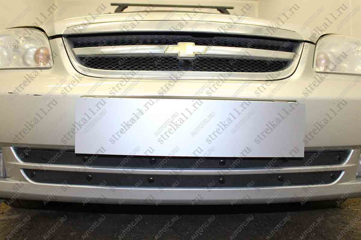 759 р.  Зимняя заглушка решетки радиатора (2 части) Стрелка11 Chevrolet Lacetti седан (2002-2013) (черная)  с доставкой в г. Белгород