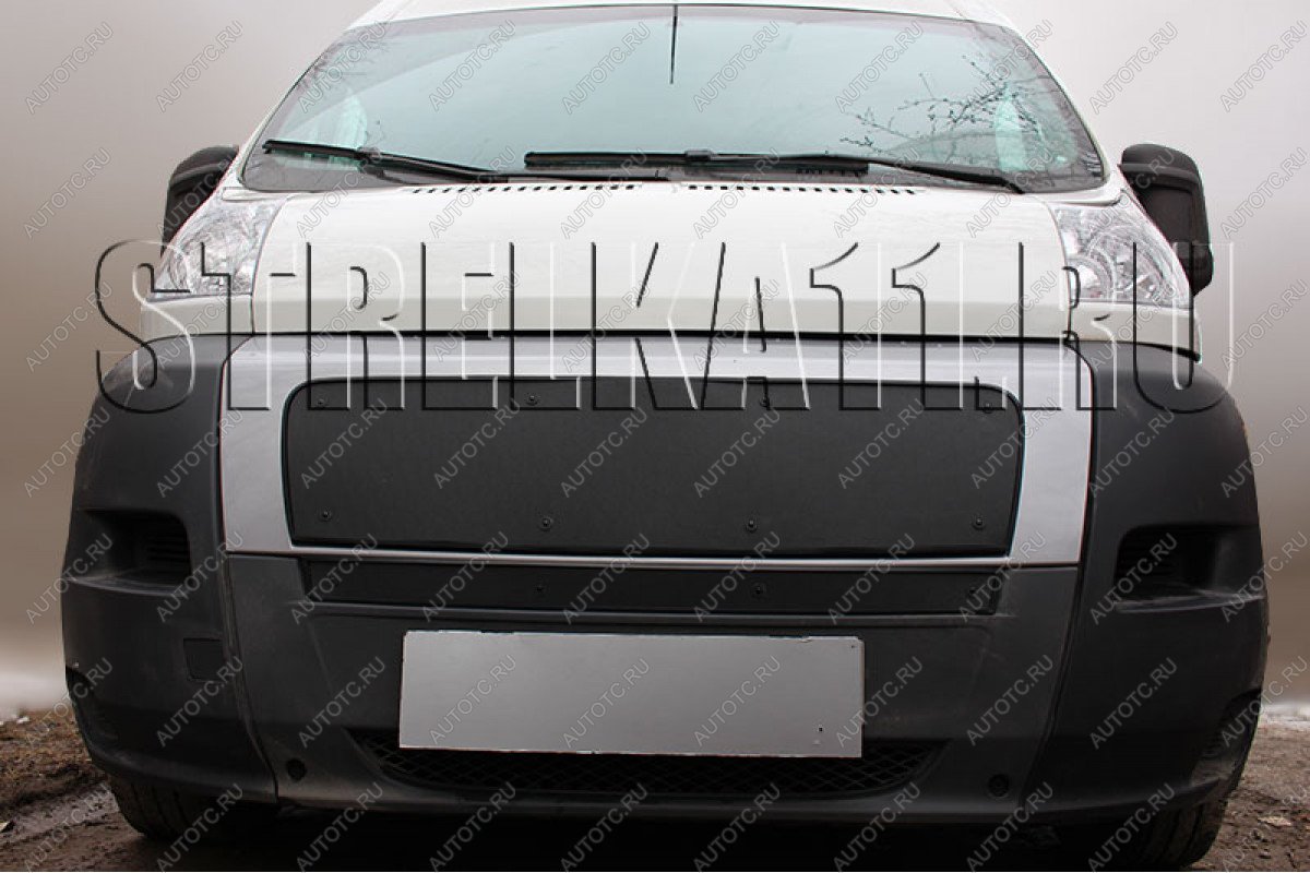 759 р. Зимняя заглушка решетки радиатора (верх) Стрелка11 Fiat Ducato 250 (2006-2014) (черная)  с доставкой в г. Белгород
