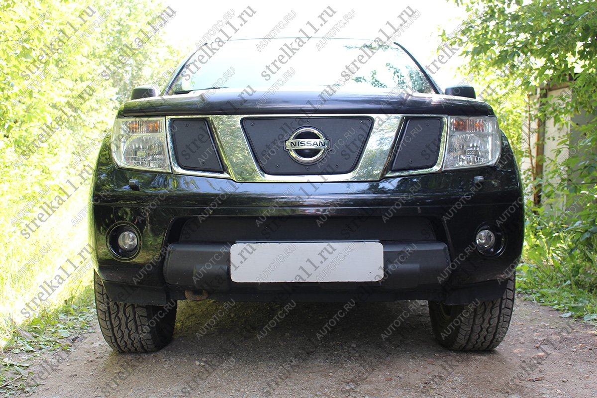 759 р. Зимняя заглушка решетки радиатора (верх) Стрелка11 Nissan Navara 2 D40 дорестайлинг (2004-2010) (черная)  с доставкой в г. Белгород