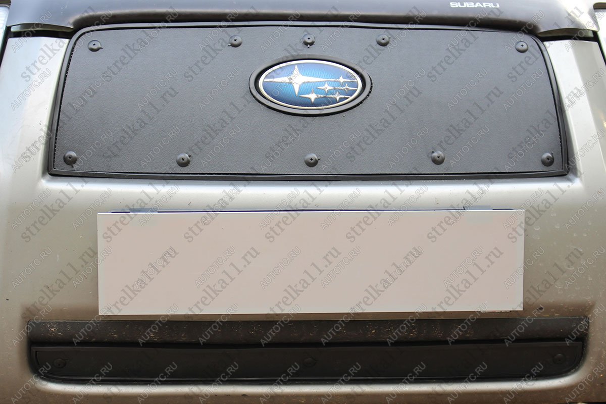 759 р. Зимняя заглушка решетки радиатора (верх) Стрелка11 Subaru Forester SG рестайлинг (2005-2008) (черная)  с доставкой в г. Белгород