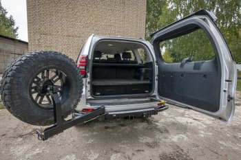 89 079 р. Бампер силовой задний РИФ Toyota Land Cruiser Prado J150 дорестайлинг (2009-2013) (С квадратом под фаркоп, калиткой и подсветкой номера)  с доставкой в г. Белгород. Увеличить фотографию 9