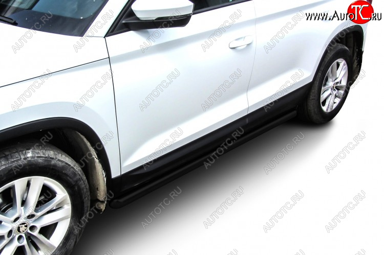 10 999 р. Защита порогов Slitkoff (Ø 57 мм, труба) Skoda Kodiaq NU7 дорестайлинг (2017-2021) (Сталь с полимерным покрытием. Цвет: черный)  с доставкой в г. Белгород