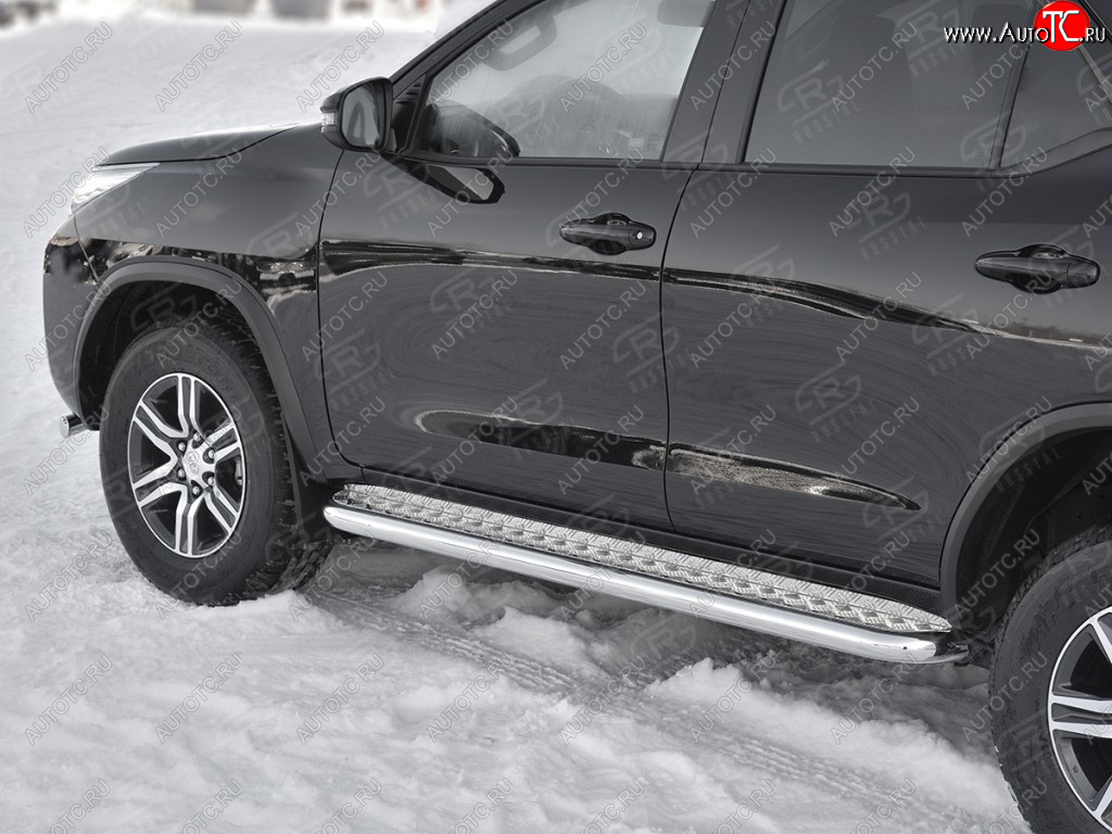 32 849 р. Защита порогов (труба d63 мм с листом) SLITKOFF Toyota Fortuner AN160 дорестайлинг (2015-2020) (Лист алюминий/профиль нержавейка)  с доставкой в г. Белгород